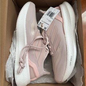 Adidas Pureboost 7 1/2W Sandy Pink and White